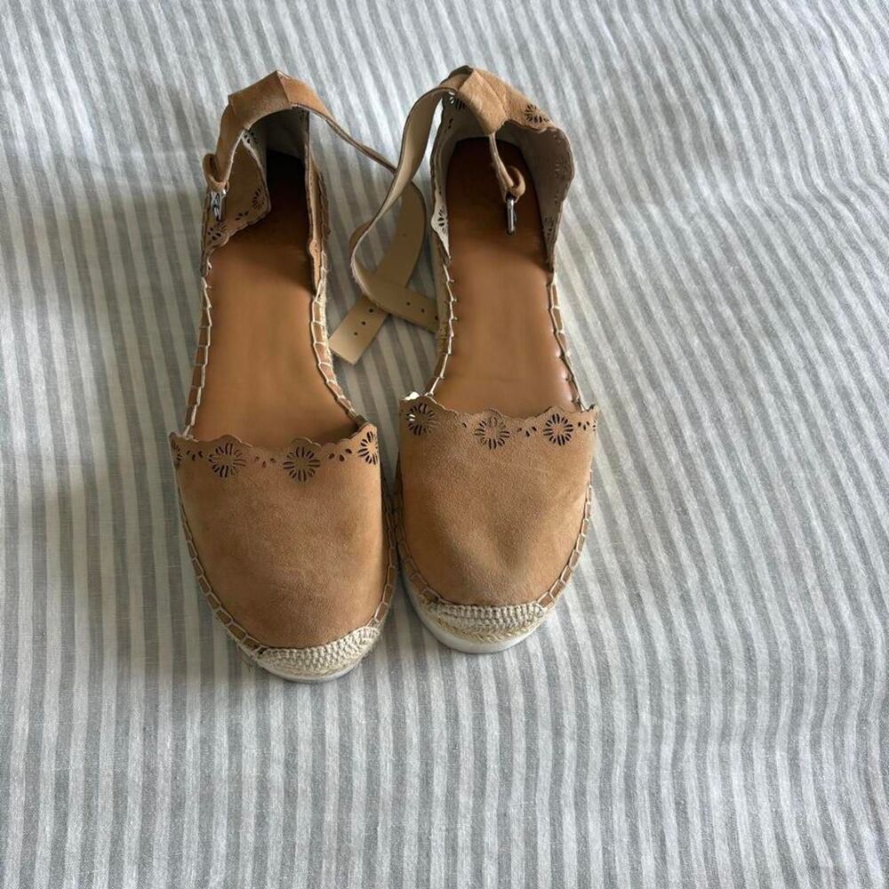Vince-camuto Women's Tan Espadrilles